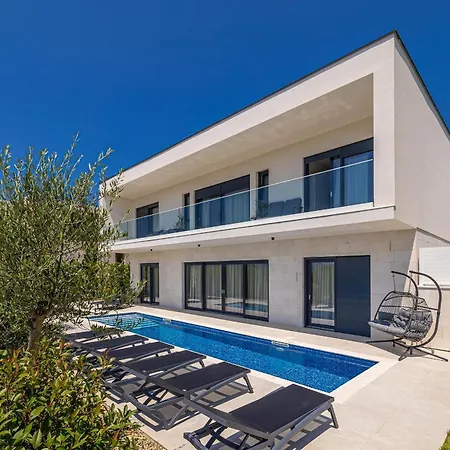 Jana With Private Pool * Linardići