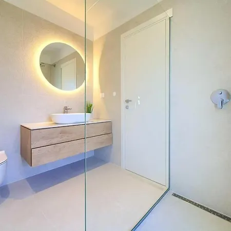 Vila Jana With Private Pool Linardici