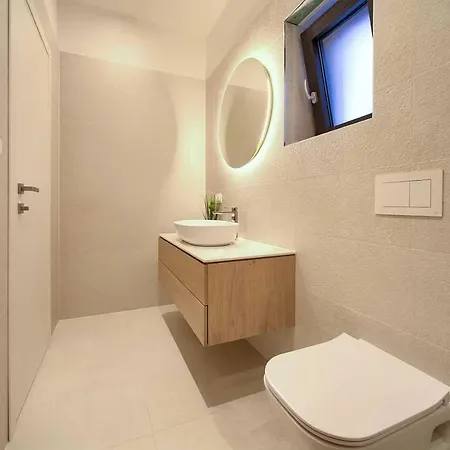 Jana With Private Pool *