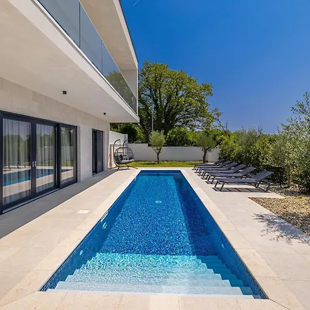 Villa Jana With Private Pool Linardici