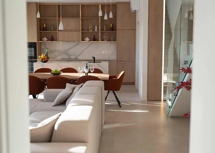 Villa Jana With Private Pool Linardici